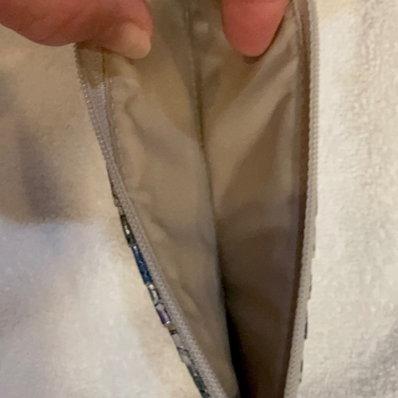 BRAHMIN CREDIT CARD WALLET - Picture 3 of 4